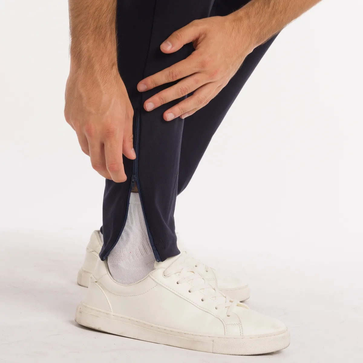Erreà Drake summer trousers with ankle zip SS25* Joggers