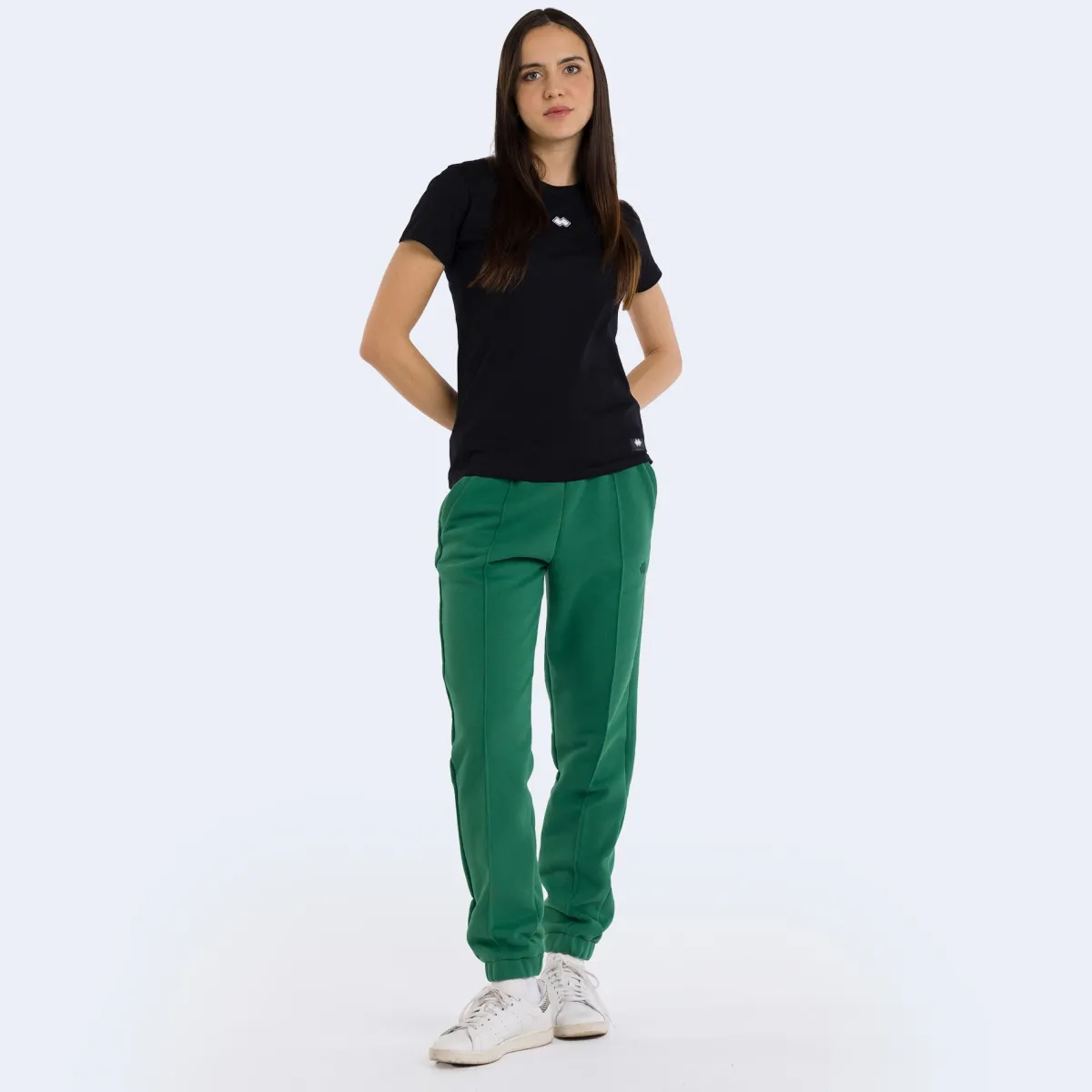 Erreà ESSENTIAL FW24/25 TEE SS 06 WOMAN AD*Women Top And Tank Tops