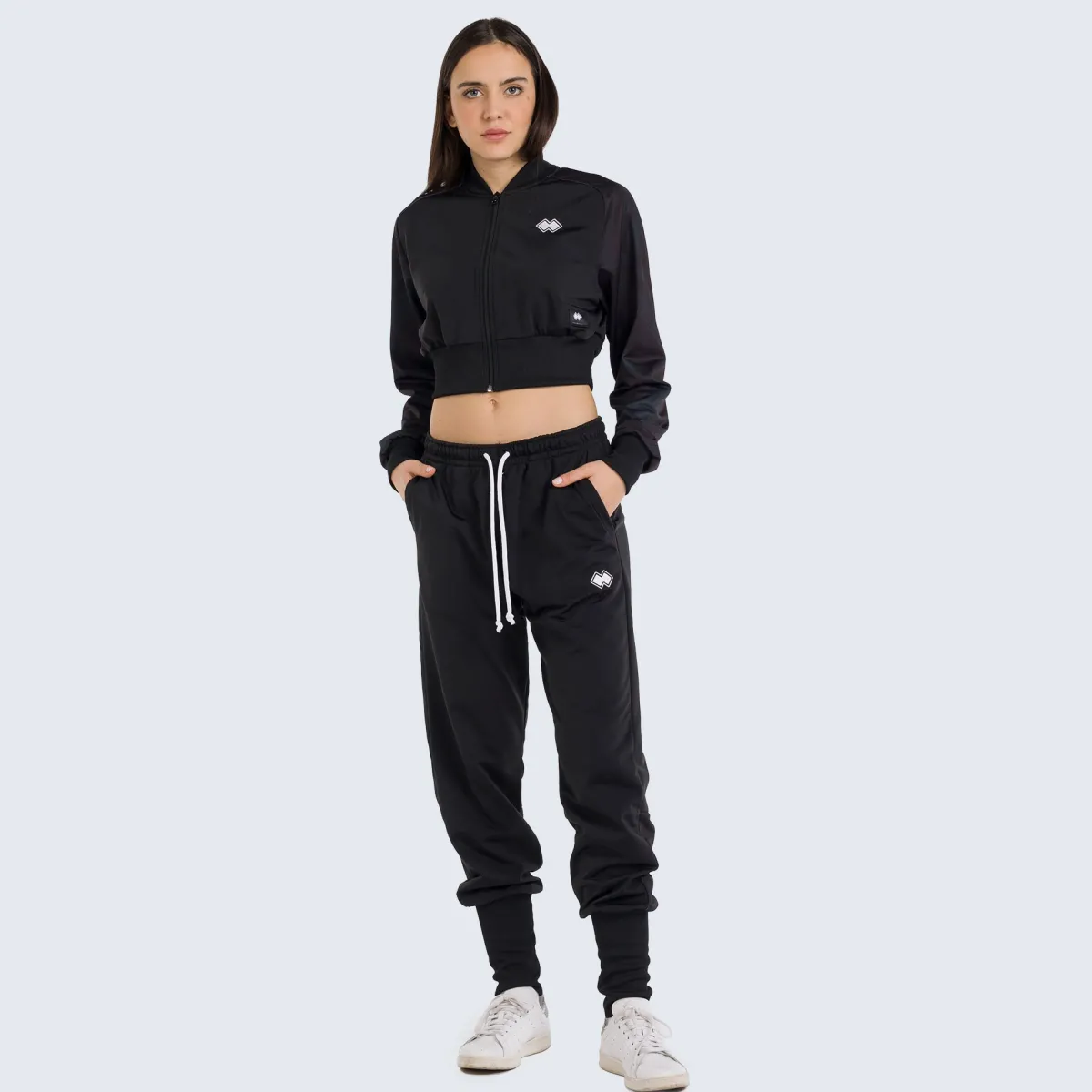 Erreà GFX FW24/25 CROP FULL ZIP 015 WOMAN AD*Women Tracksuits | Sweatshirts